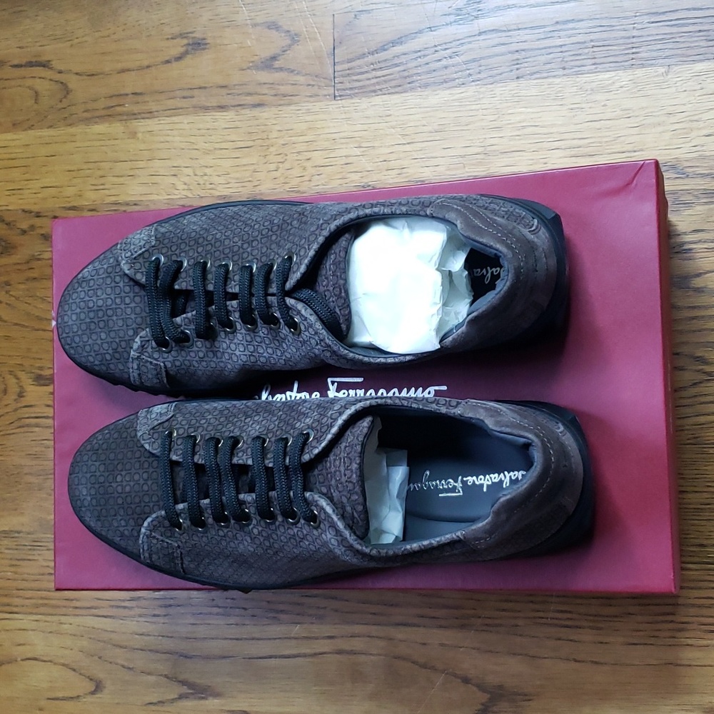 NIB Salvatore Ferragamo Grey Cube Sneaker Men's Size 7 - Picture 2 of 12